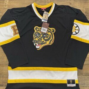 Mitchell & Ness Women's Large Boston Bruins Black Long Sleeve V-Neck Jersey